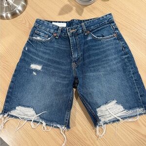 Zara Bermuda shorts size 4